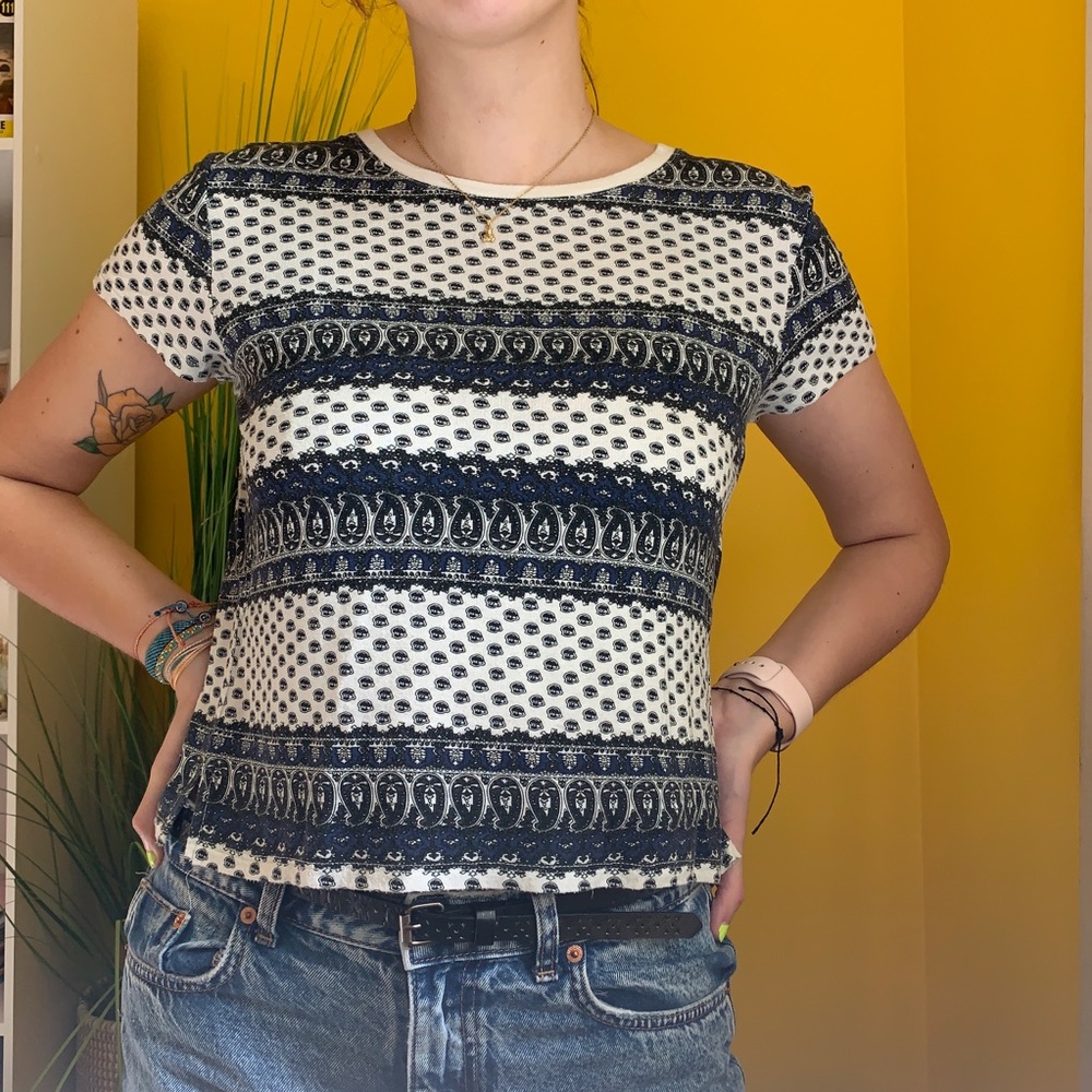 Boho Patterned Tee - Picture 2 of 7
